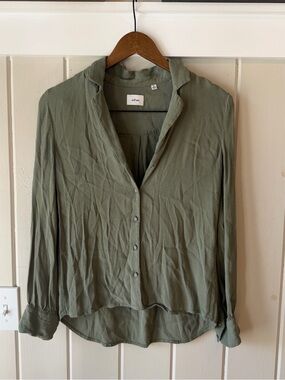 Wilfred Olive Green Button-Front Blouse, Size XS, EUC